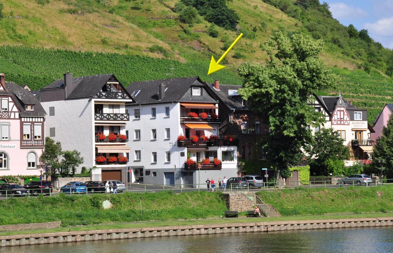 Ferienwohnungen Haus Zur Linde Cochem Bagian luar foto