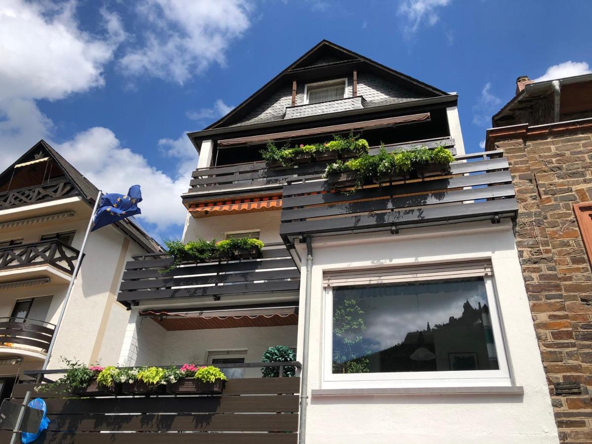Ferienwohnungen Haus Zur Linde Cochem Bagian luar foto