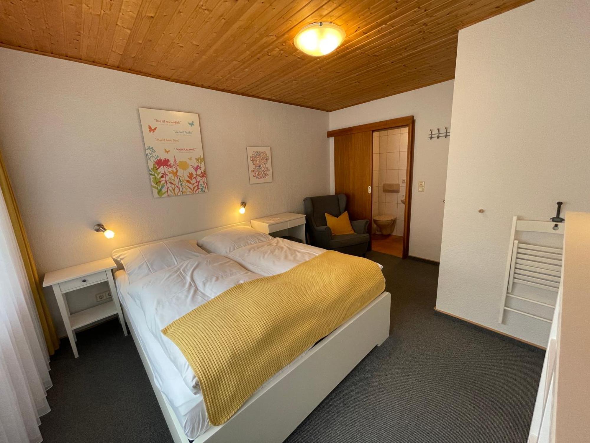Ferienwohnungen Haus Zur Linde Cochem Bagian luar foto