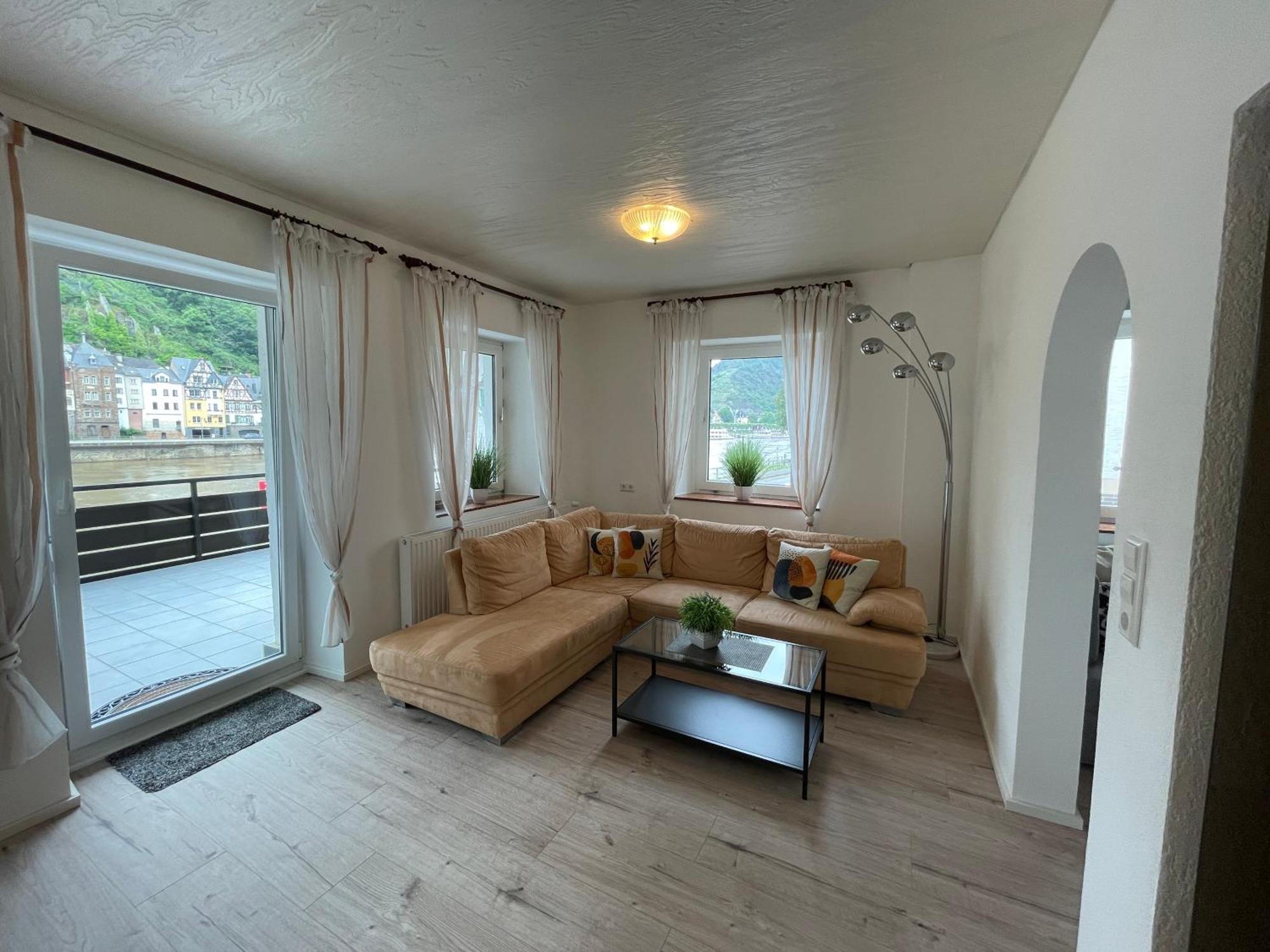 Ferienwohnungen Haus Zur Linde Cochem Bagian luar foto