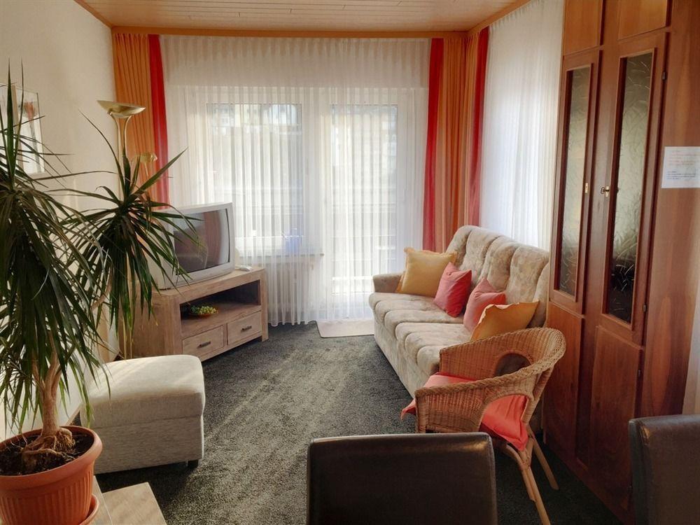 Ferienwohnungen Haus Zur Linde Cochem Bagian luar foto